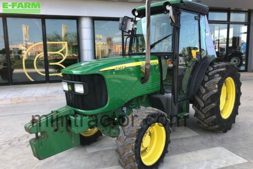 John Deere 5615 specificaties en beoordelingen